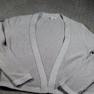 Banana Republic Size M Oatmeal Colored Woven Cardigan
